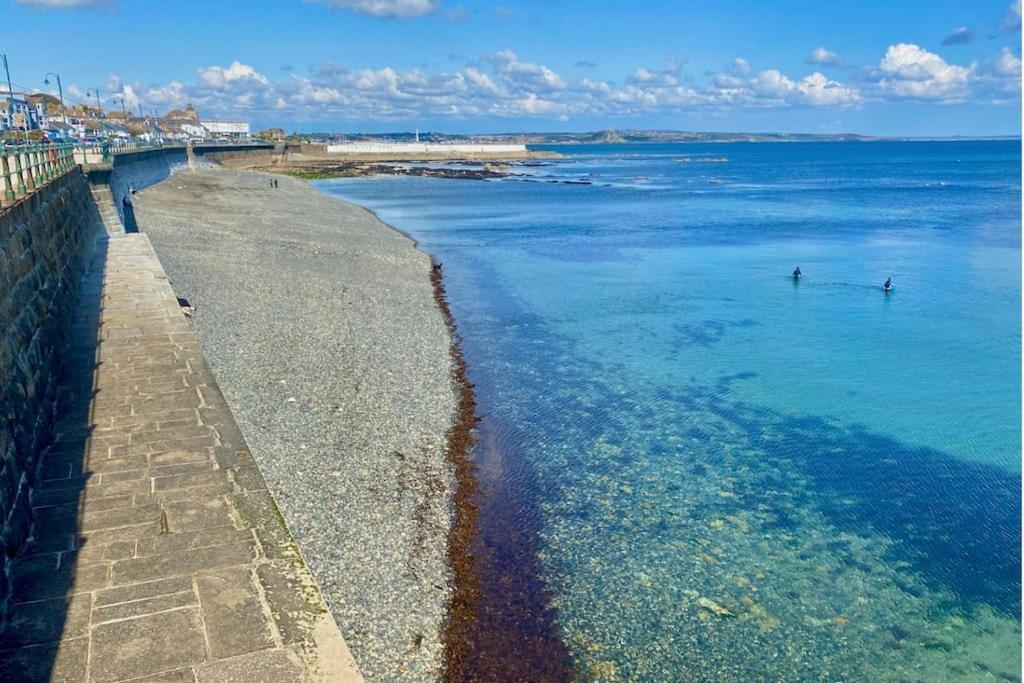 Spacious 2 Bedroom Apartment Near Seafront Penzance Buitenkant foto