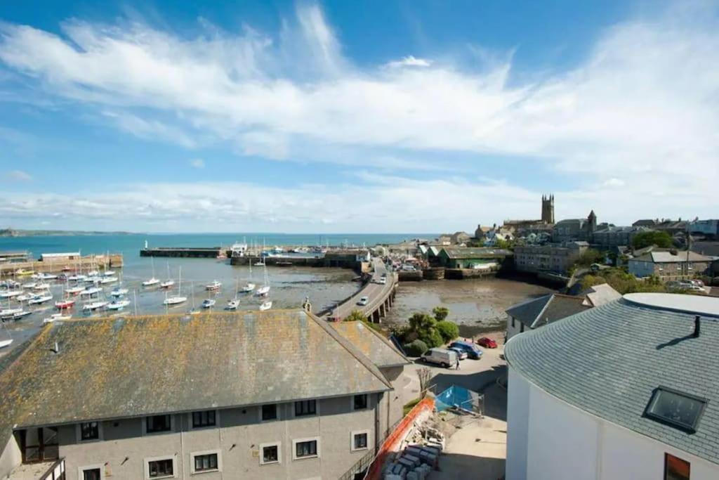 Spacious 2 Bedroom Apartment Near Seafront Penzance Buitenkant foto